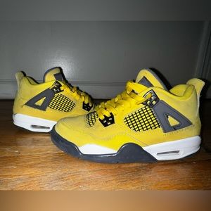 AIR JORDAN 4 RETRO LIGHTNING